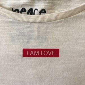 LIKE NEW Super soft crop tee with quote